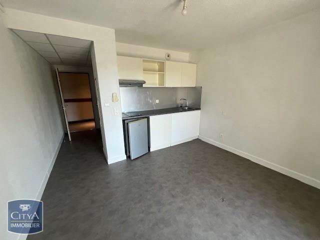 Location Appartement 1 pièce 20m² BEZIERS 34500