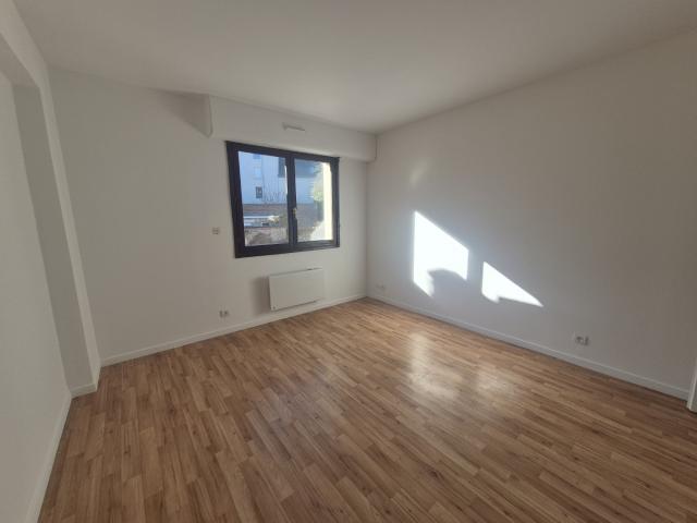 Location Appartement 1 pièce 20m² LILLE 59000