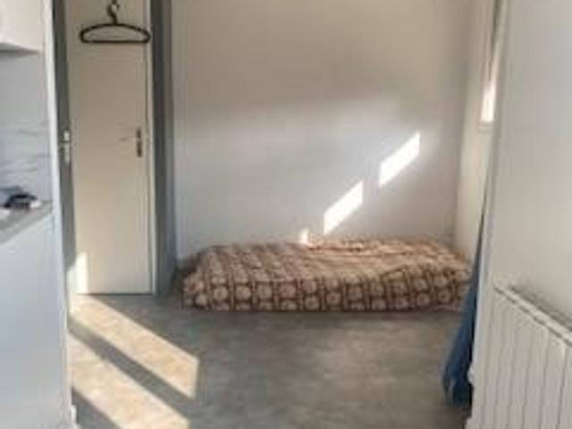 Location Appartement 1 pièce 20m² LYON 7ème