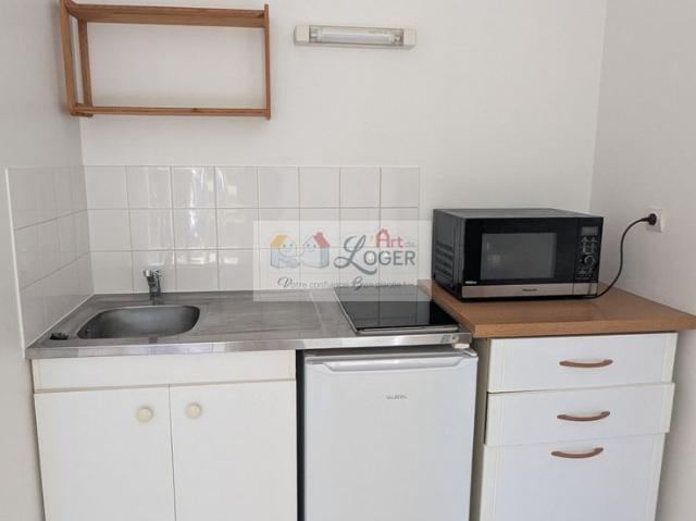 Location Appartement 1 pièce 20m² NANTES 44300