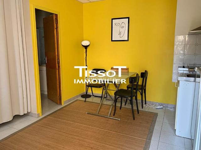 Location Appartement 1 pièce 20m² NIMES 30000