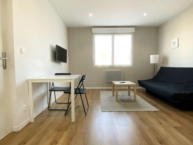 Location Appartement 1 pièce 20m² NIORT 79000