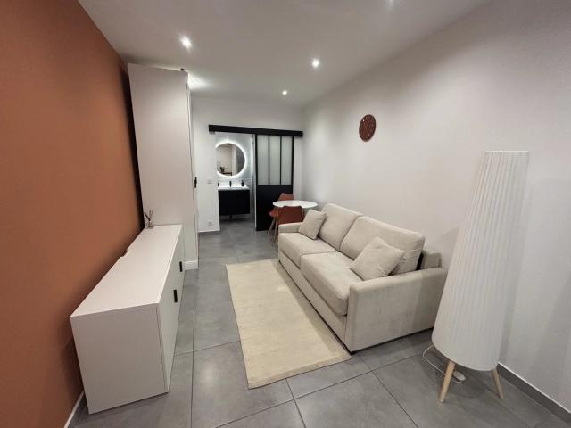 Location Appartement 1 pièce 20m² NICE 06000
