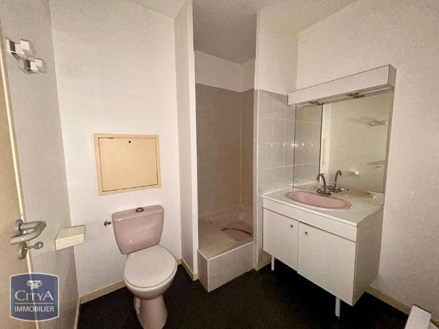 Location Appartement 1 pièce 20m² ST BENOIT 86280