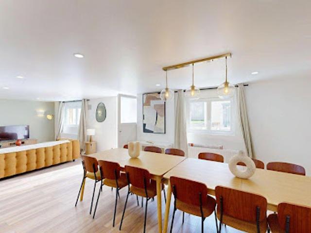 Location Appartement 1 pièce 215 m2 Le kremlin bicetre