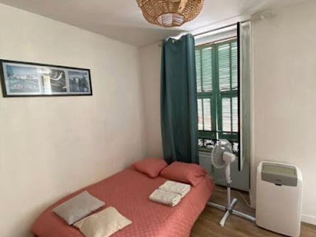 Location Appartement 1 pièce 21 m2 Nice