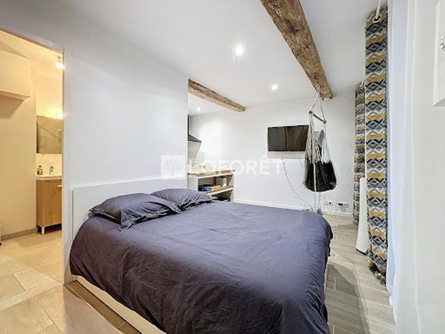 Location Appartement 1 pièce 21 m2 Nimes