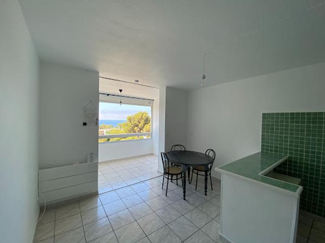 Location Appartement 1 pièce 21 m2 La Ciotat