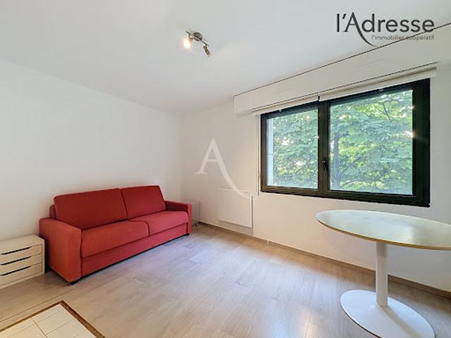 Location Appartement 1 pièce 21 m2 Puteaux