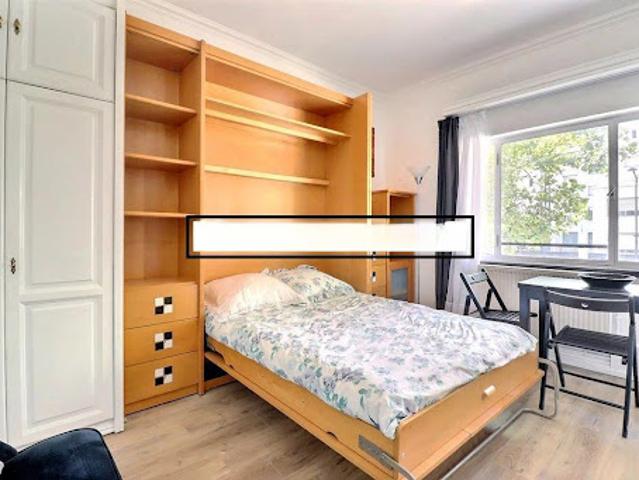 Location Appartement 1 pièce 21 m2 Paris 15ème