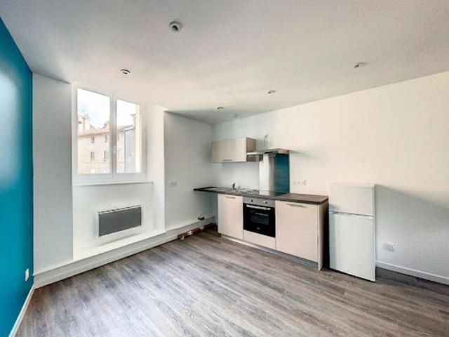 Location Appartement 1 pièce 21 m2 Saint Flour