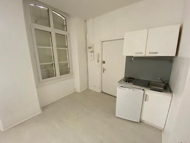location appartement 1 pièce 21 m² orleans: t1 de 21.35 m² | 14156 durand montouché