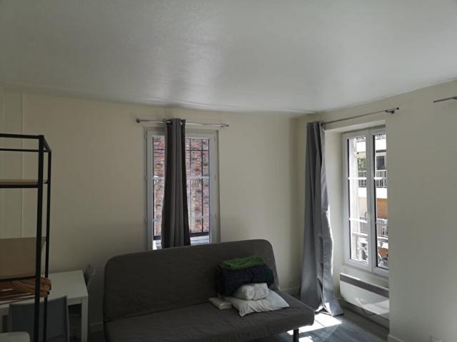 Appartement 1 pièce Paris 16 21.00m² 864€ à louer
