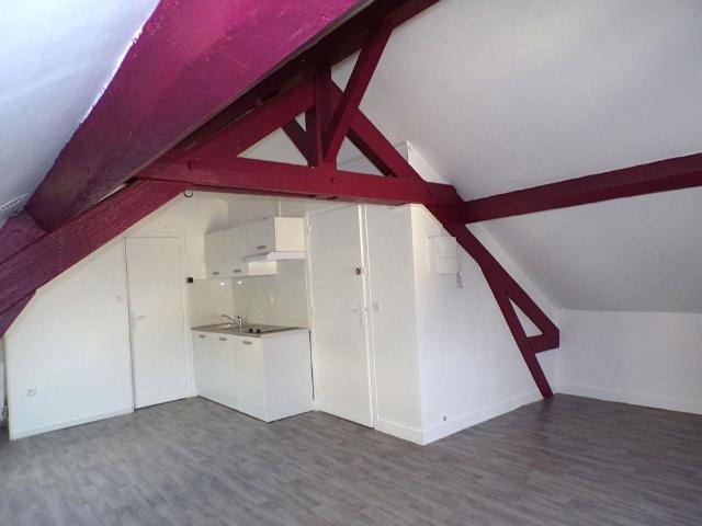 Location appartement 1 pièce, 21.58m², Villenoy