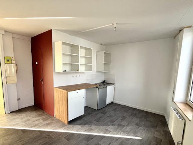 Location Appartement 1 pièce 21.5 m2 Lille
