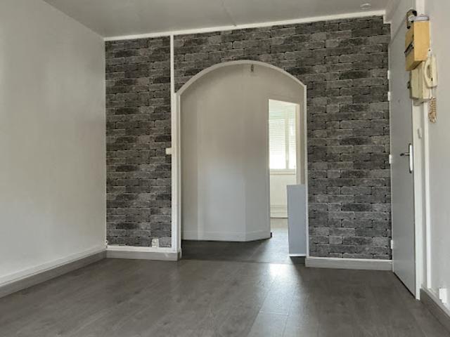 Location Appartement 1 pièce 21.76 m2 Louviers