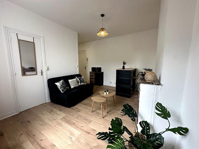 Location Appartement 1 pièce 21.76 m2 Saint Quentin