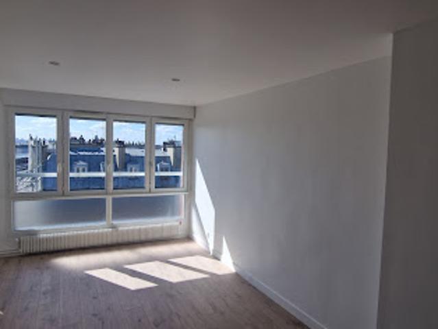 Location Appartement 1 pièce 21.9 m2 Paris 18ème