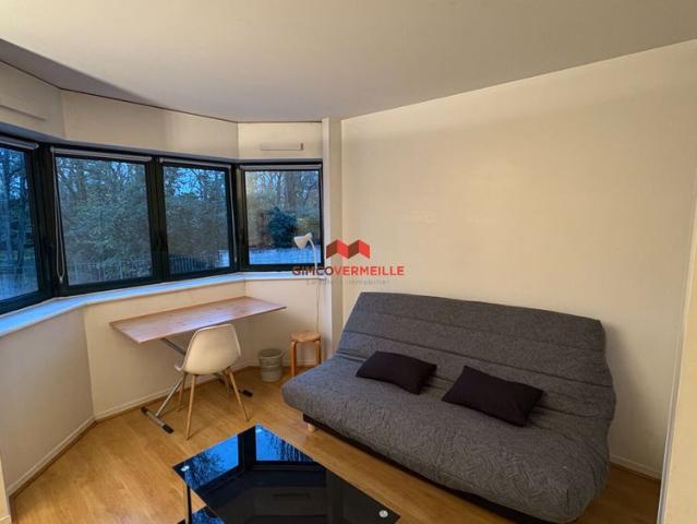 Location Appartement 1 pièce 21m²