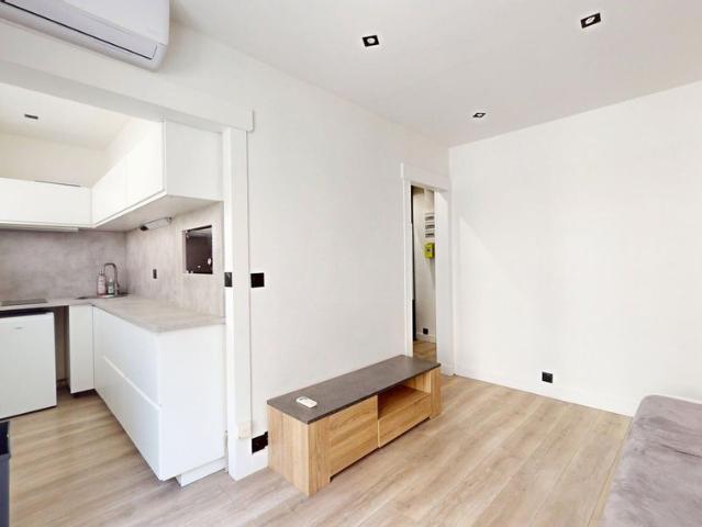 Location Appartement 1 pièce 21m²