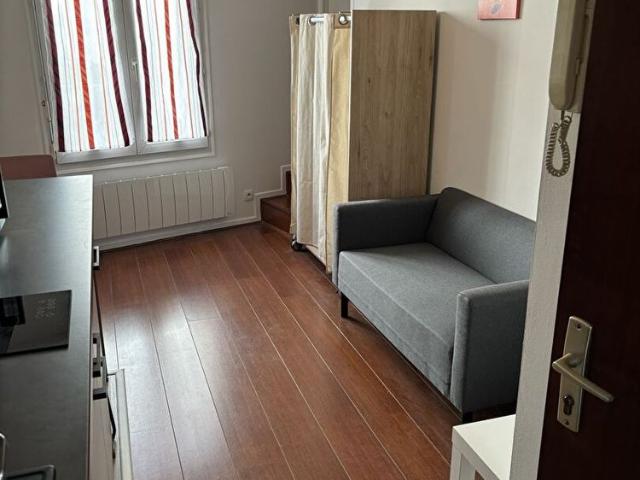 Location Appartement 1 pièce 21m²