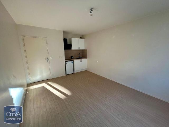 Location Appartement 1 pièce 21m² TOURS 37000