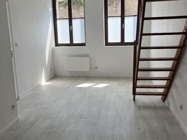Location Appartement 1 pièce 21m² VALENCIENNES 59300