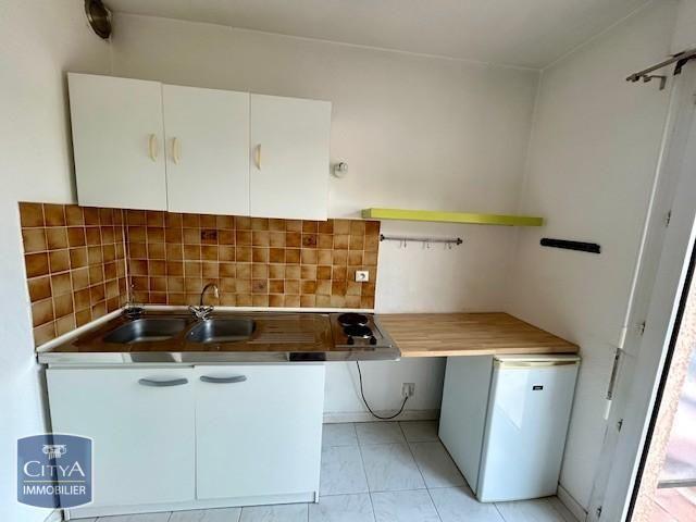 Location Appartement 1 pièce 21m² AIX EN PROVENCE 90ème