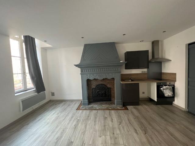 Location Appartement 1 pièce 21m² AMIENS 80000