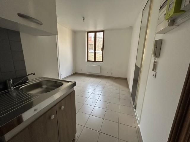 Location Appartement 1 pièce 21m² BOULOGNE SUR MER 62200