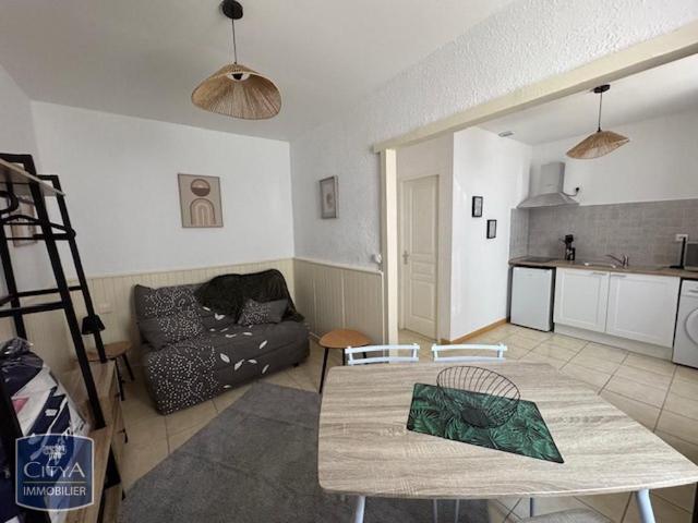 Location Appartement 1 pièce 21m² CARCASSONNE 11000