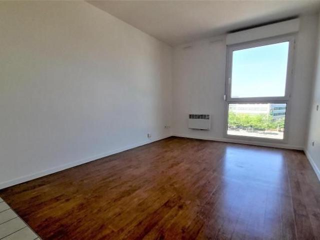 Location Appartement 1 pièce 21m² DIJON 21000