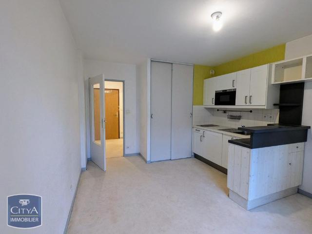 Location Appartement 1 pièce 21m² DIJON 21000