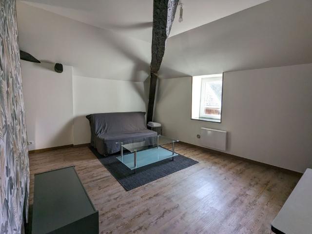 Location Appartement 1 pièce 21m² ISSOUDUN 36100