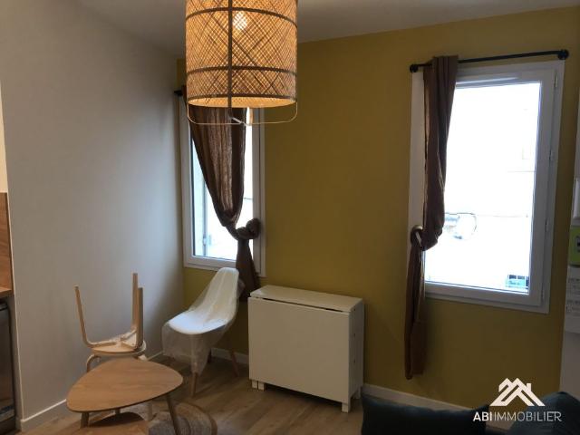Location Appartement 1 pièce 21m² MONTPELLIER 34090