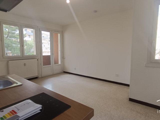Location Appartement 1 pièce 21m² MONTPELLIER 34090