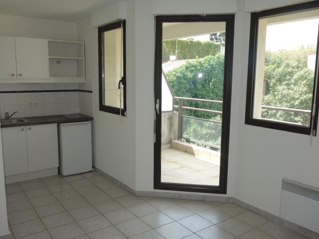 Location Appartement 1 pièce 21m² MONTPELLIER 34000