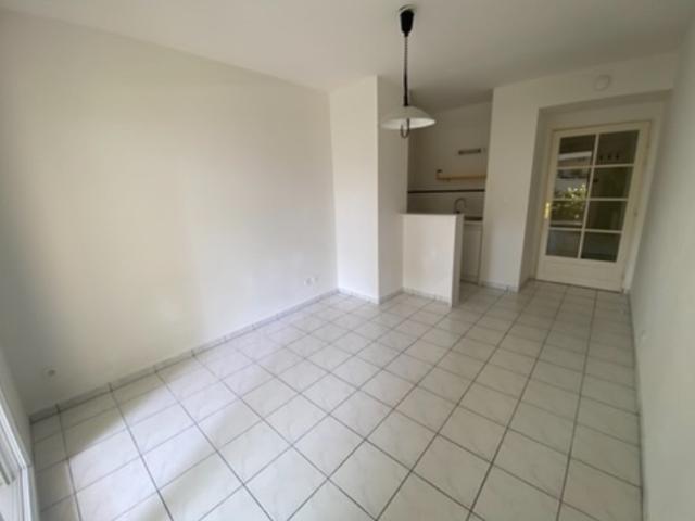 Location Appartement 1 pièce 21m² NANTES 44000