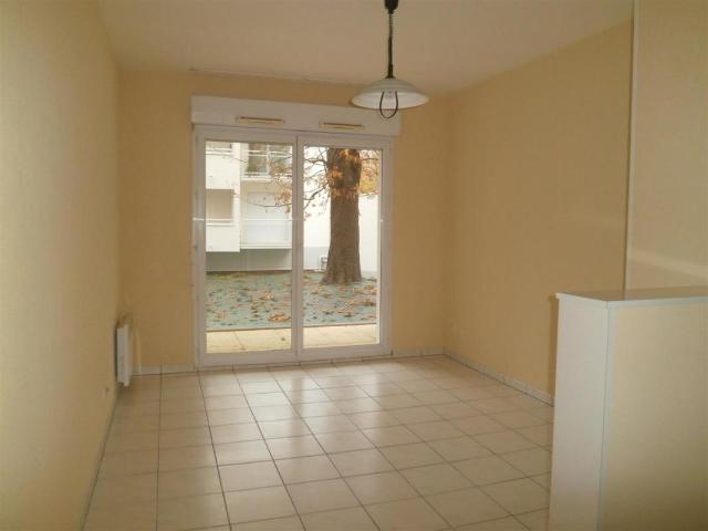 Location Appartement 1 pièce 21m² NANTES 44000