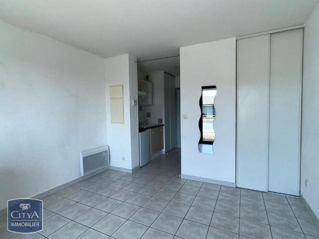 Location Appartement 1 pièce 21m² NARBONNE 11100