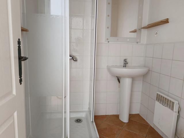 Location Appartement 1 pièce 21m² NARBONNE 11100