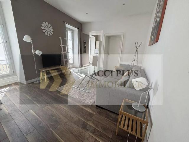 Location Appartement 1 pièce 21m² NIMES 30000
