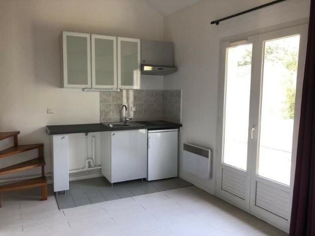 Location Appartement 1 pièce 21m² PALAISEAU 91120