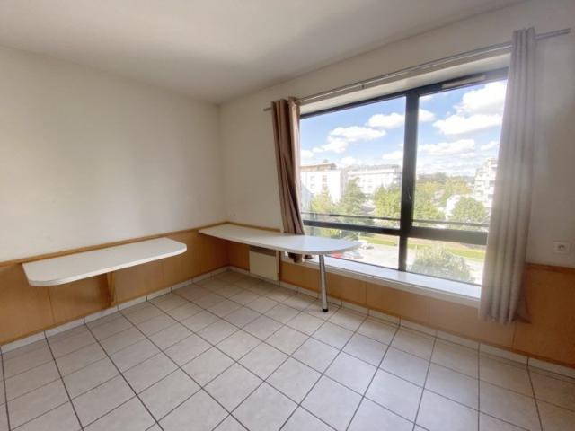 Location Appartement 1 pièce 21m² RODEZ 12000