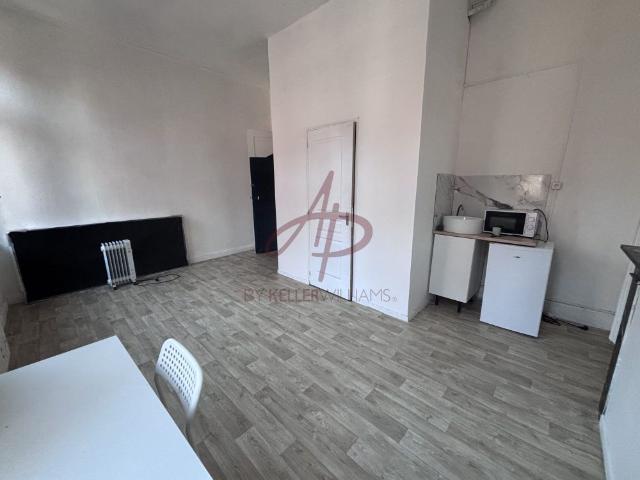 Location Appartement 1 pièce 21m² ROUBAIX 59100