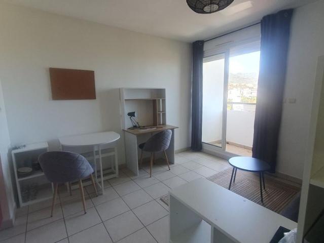 Location Appartement 1 pièce 21m² STE CLOTILDE 97490