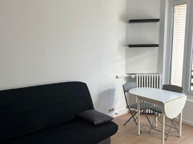 Location Appartement 1 pièce 22 m2 Courbevoie