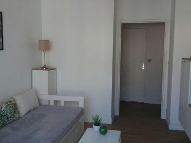 Location Appartement 1 pièce 22 m2 Paris 17ème