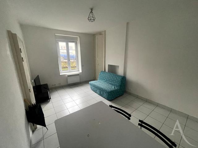 Location appartement 1 pièce, 22.00m², Châteauroux