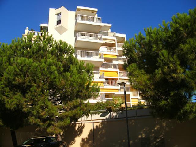 Location Appartement 1 pièce 22.2 m2 Cagnes sur Mer